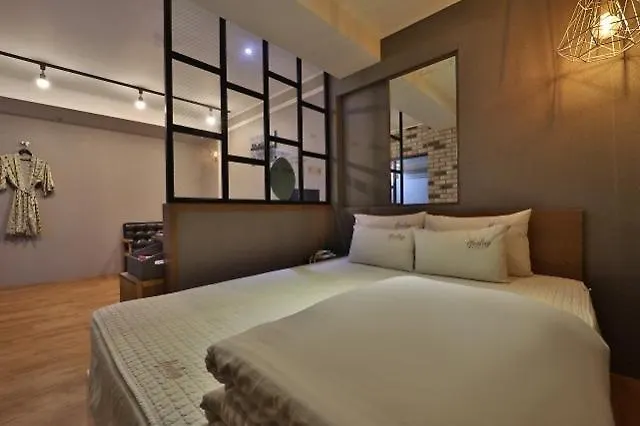Motel Deokcheon Healing