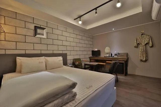 Deokcheon Healing Motel *